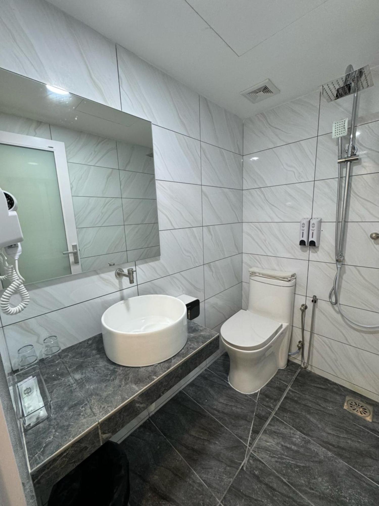 52 The Grace Hotel Muar Esterno foto