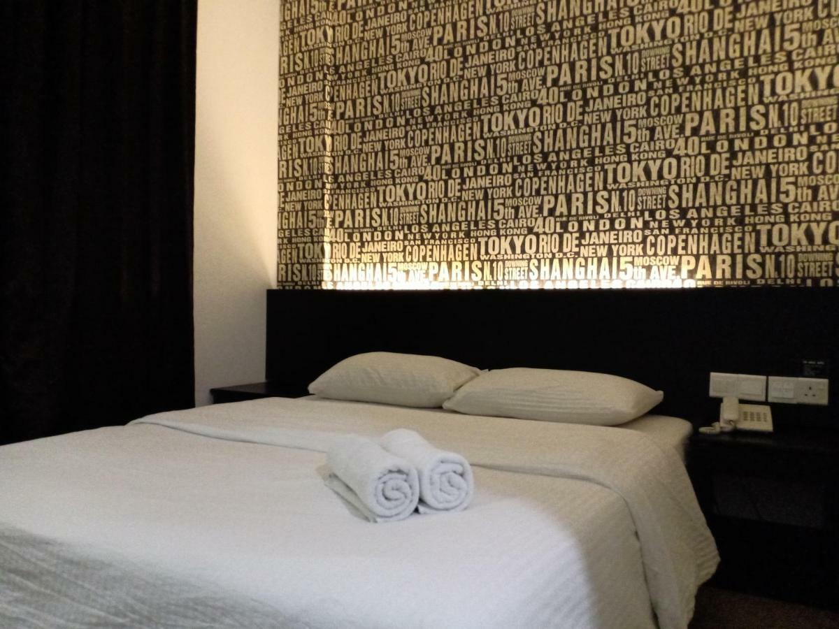 52 The Grace Hotel Muar Esterno foto